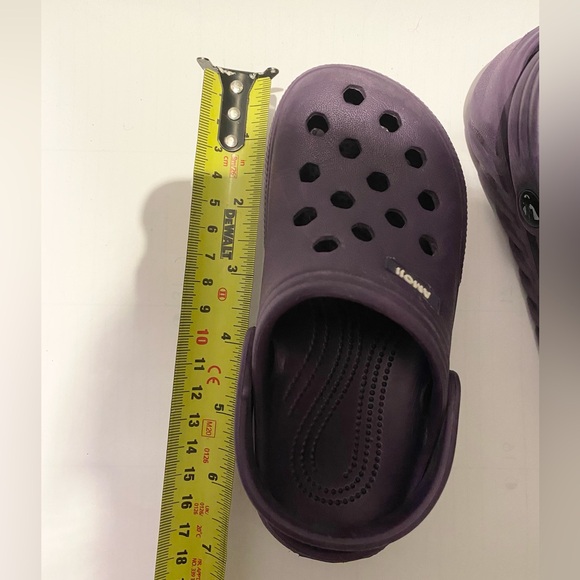 Amoii Toddler clogs, Size T9 - Picture 2 of 5